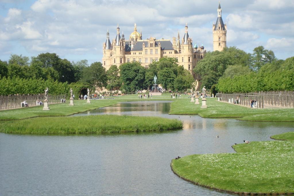 Hotel Nordlicht Schwerin  Buitenkant foto